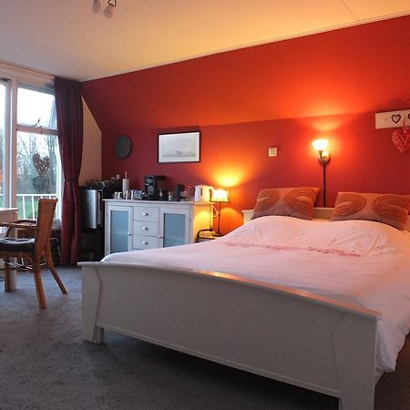 B&B Ferdivedaasje Dokkum Extérieur photo