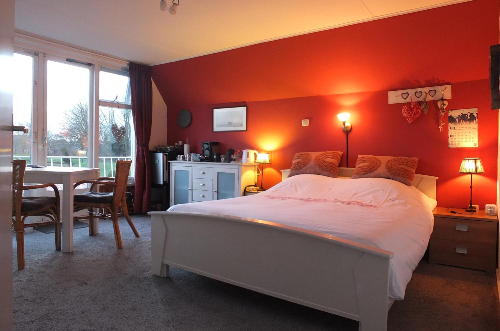 B&B Ferdivedaasje Dokkum Extérieur photo